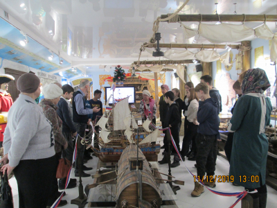 Ветераны посетили воронежский музей «Петровские корабли»